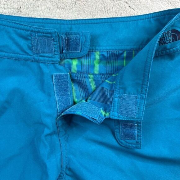The North Face Womens Size 10 Blue Plaid Reversible Swim Shorts Pockets 4" Insea - Picture 2 of 10